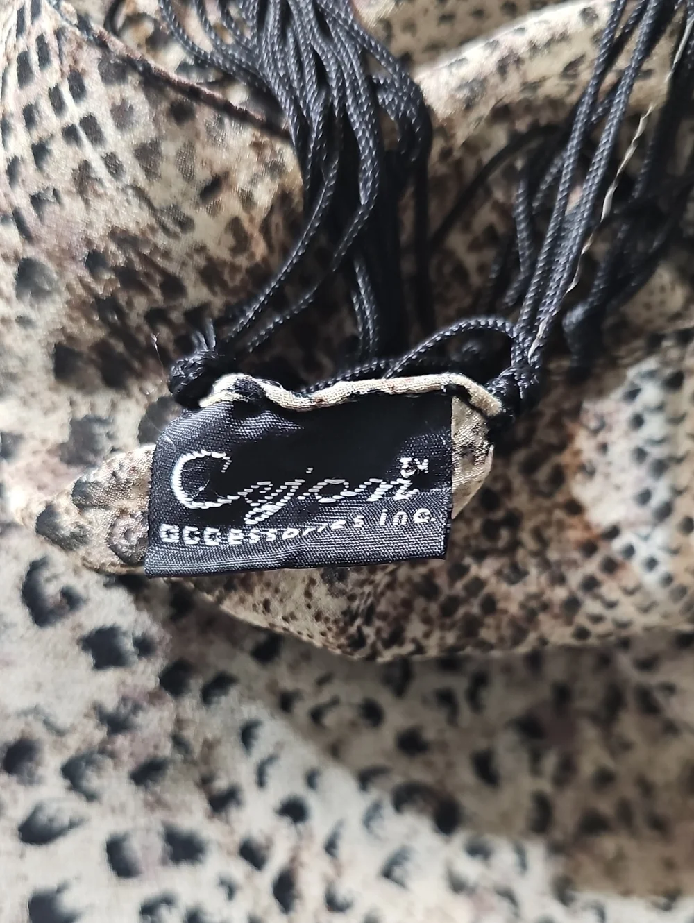 Cejon womens leopard
